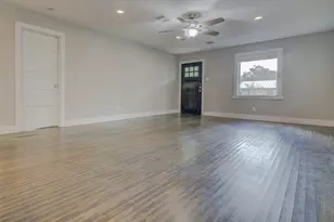 2200 E 14th St, Austin, TX 78702 - Photo 4