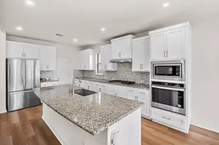 20813 Carries Ranch Rd, Pflugerville, TX 78660 - Photo 2