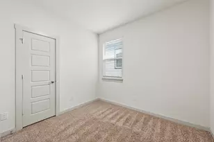 328 Fairfax Ave, San Marcos, TX 78666 - Photo 10