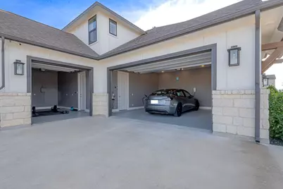 217 Northcrest Drive, Liberty Hill, TX 78642 - Photo 38