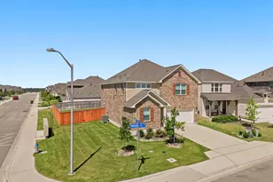 212 Swinging H Ln, Georgetown, TX 78633 - Photo 2