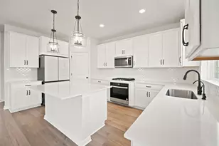212 Swinging H Ln, Georgetown, TX 78633 - Photo 8