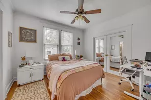 815 E 31st St, Austin, TX 78705 - Photo 14