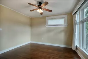 815 E 31st St, Austin, TX 78705 - Photo 10