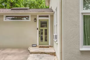 815 E 31st St, Austin, TX 78705 - Photo 6