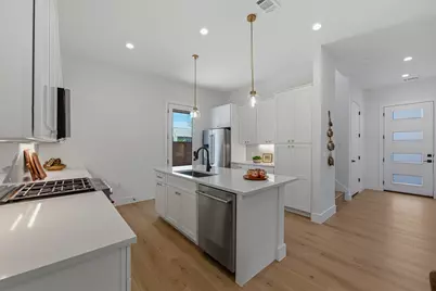 909 Calle Limon #1, Austin, TX 78702 - Photo 8