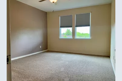 1005 Gurley Cove, Hutto, TX 78634 - Photo 10