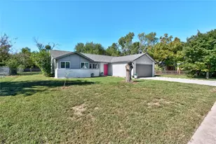 13314 Briar Hollow Dr, Austin, TX 78729 - Photo 2