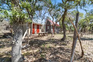 411 Circle Dr, Wimberley, TX 78676 - Photo 10