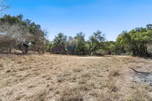 411 Circle Dr, Wimberley, TX 78676 - Photo 18