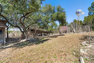 411 Circle Dr, Wimberley, TX 78676 - Photo 6