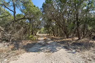 411 Circle Dr, Wimberley, TX 78676 - Photo 20