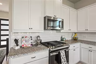 11701 Shimmering Sea Dr, Austin, TX 78747 - Photo 12