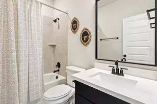 11701 Shimmering Sea Dr, Austin, TX 78747 - Photo 32