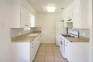8204 Easter Cove, Austin, TX 78757 - Photo 12