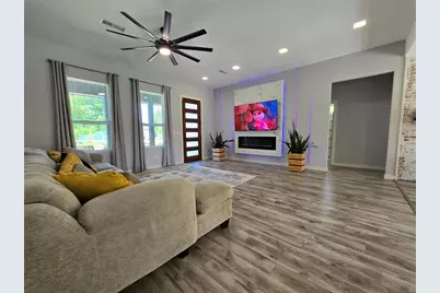 109 Kipapa Court, Bastrop, TX 78602 - Photo 6