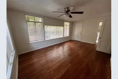 819 E 31st Street, Austin, TX 78705 - Photo 16