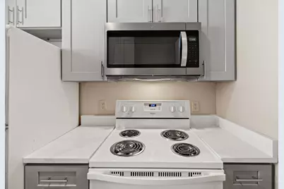 712 Graham Place #302, Austin, TX 78705 - Photo 12