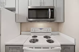 712 Graham Pl, Austin, TX 78705 - Photo 12