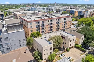 712 Graham Pl, Austin, TX 78705 - Photo 2