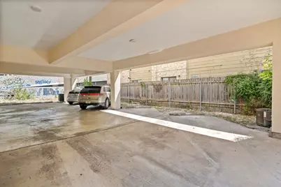 712 Graham Place #302, Austin, TX 78705 - Photo 30