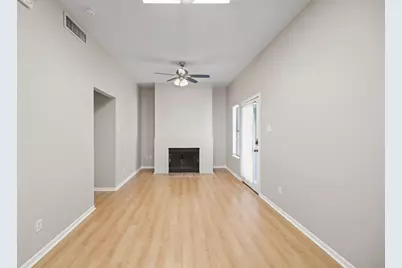 712 Graham Place #302, Austin, TX 78705 - Photo 4