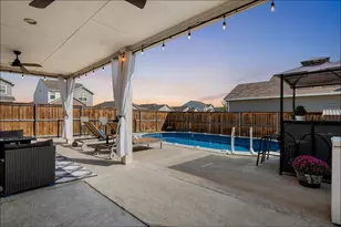 101 Magnum Force Dr, Jarrell, TX 76537 - Photo 2