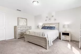 101 Magnum Force Dr, Jarrell, TX 76537 - Photo 18