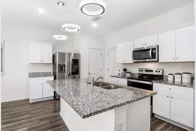 101 Magnum Force Drive, Jarrell, TX 76537 - Photo 6