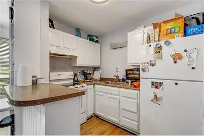 1000 W 26th Street #109, Austin, TX 78705 - Photo 6