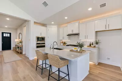 427 Fountain Grass Drive, San Marcos, TX 78666 - Photo 4