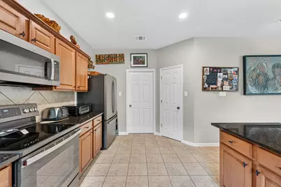 1403 Melissa Oaks Lane, Austin, TX 78744 - Photo 18