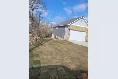 185 Nuuanu Lane, Bastrop, TX 78602 - Photo 32