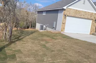 185 Nuuanu Ln, Bastrop, TX 78602 - Photo 32