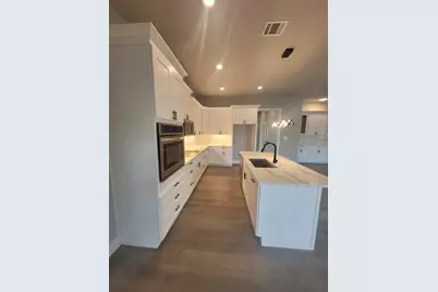 185 Nuuanu Lane, Bastrop, TX 78602 - Photo 12