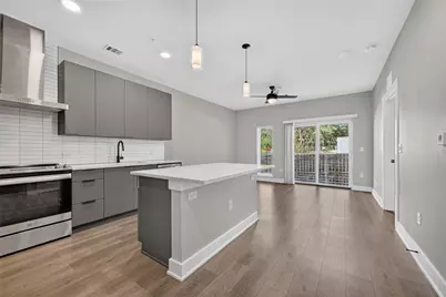 2220 Webberville Road #210, Austin, TX 78702 - Photo 4