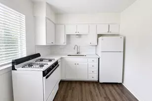 3106 Duval St, Austin, TX 78705 - Photo 4