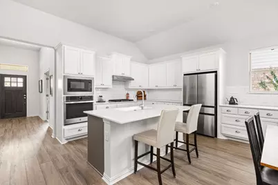 1080 Pink Granite Boulevard, Dripping Springs, TX 78620 - Photo 2