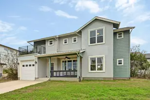 17305 Lake Wood Cir, Dripping Springs, TX 78620 - Photo 4