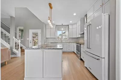 17305 Lake Wood Circle, Dripping Springs, TX 78620 - Photo 10