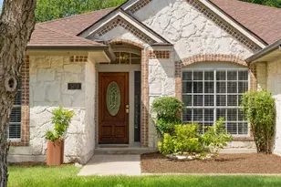 509 Kingfisher Creek Dr, Austin, TX 78748 - Photo 2