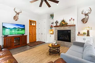 2 Senisa Ln, Wimberley, TX 78676 - Photo 4