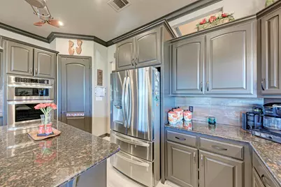 303 Left Lane, Horseshoe Bay, TX 78657 - Photo 8