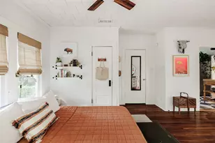 703 E 45th 1/2 St, Austin, TX 78751 - Photo 22