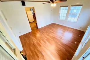 365 E Irby St, Beaumont, TX 77705 - Photo 2