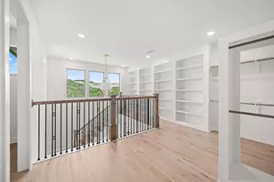 136 Baldovino Skyway, Lakeway, TX 78738 - Photo 18