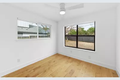 919 Walter Street, Austin, TX 78702 - Photo 20