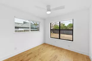 919 Walter St, Austin, TX 78702 - Photo 20