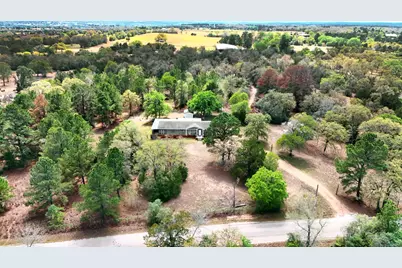 159 Farris Lane, Smithville, TX 78957 - Photo 1