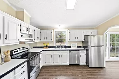 159 Farris Lane, Smithville, TX 78957 - Photo 14